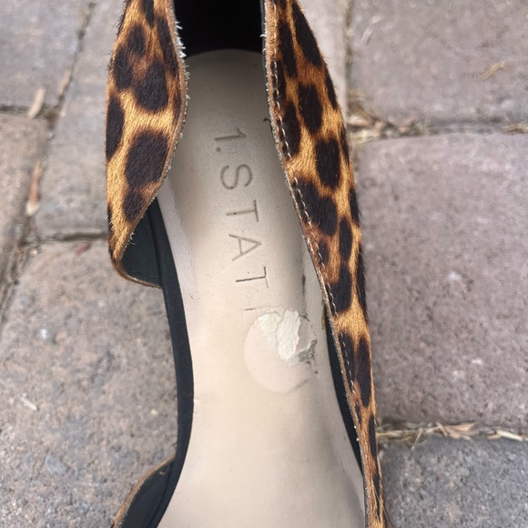 1 Star Leopard Wedges - Picture 3 of 5